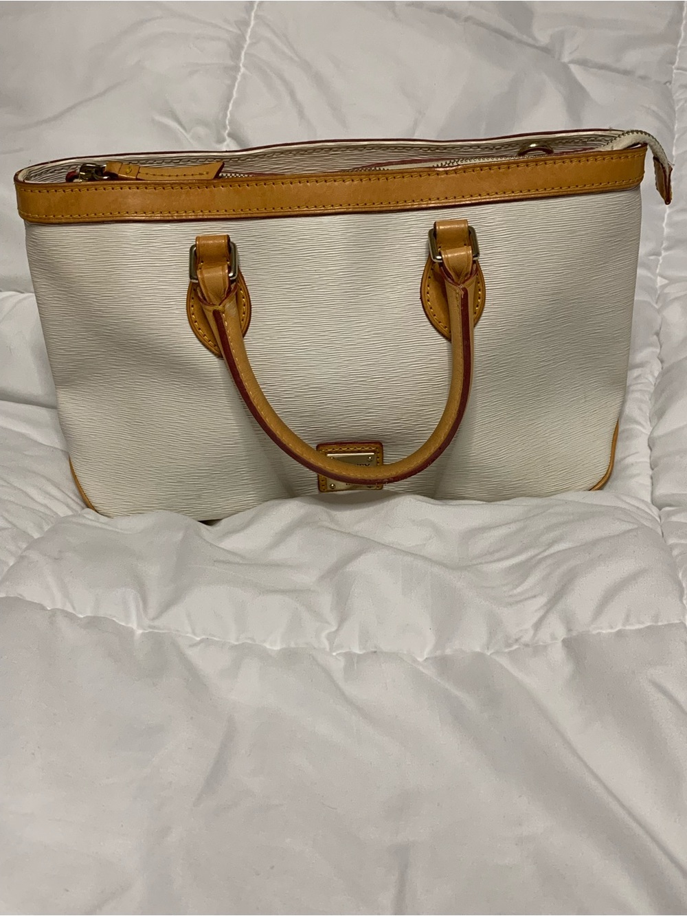 Dooney & Bourke - Picture 4 of 15